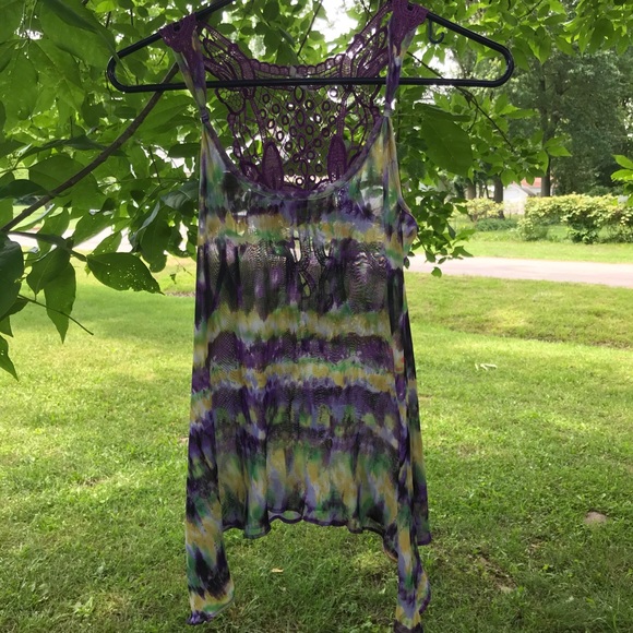 Semi sheer tie dyed crocheted back tank - Picture 12 of 14